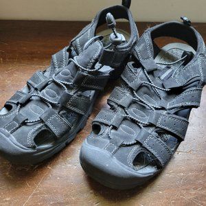 Men's Sandals Size 9